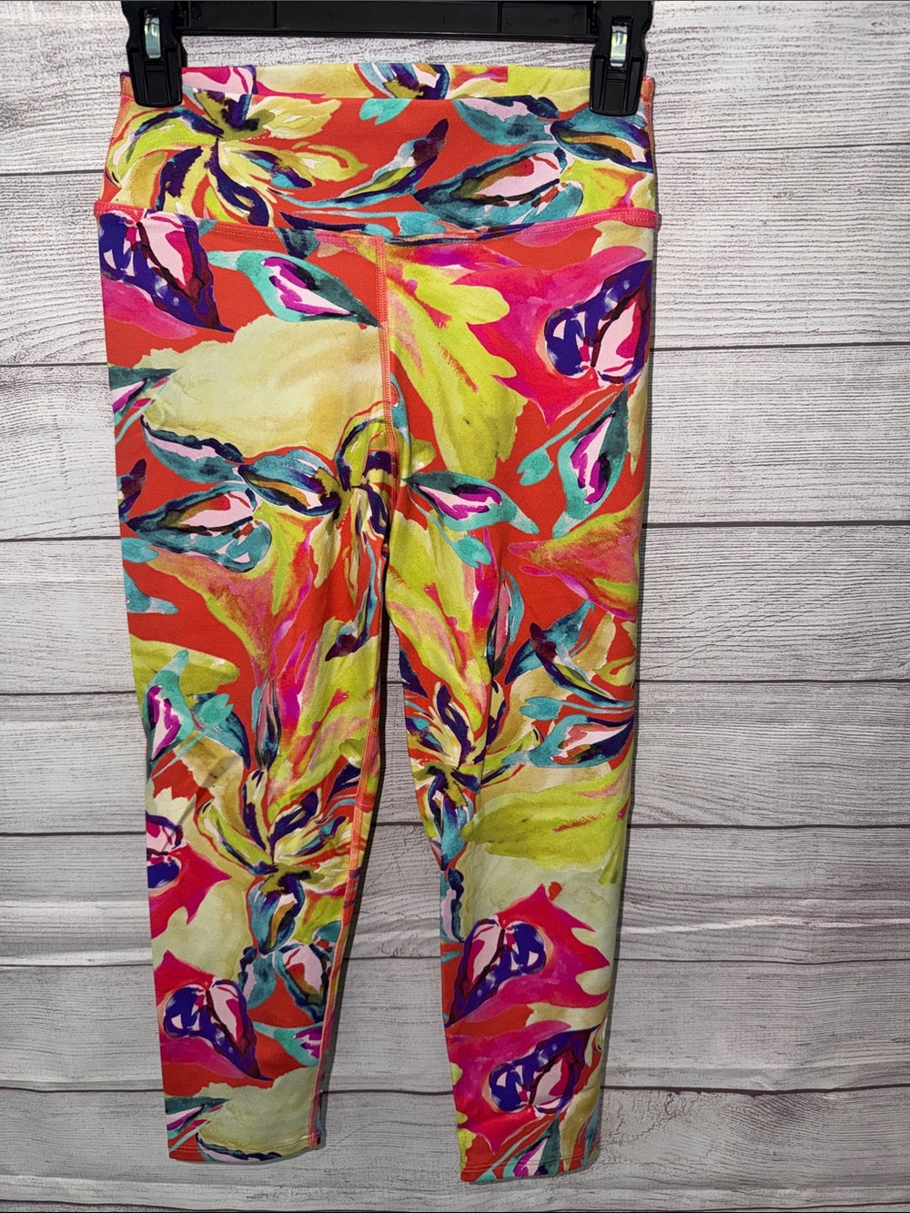 Multicolor Floral High-Rise Capri Leggings - Bright Floral Print